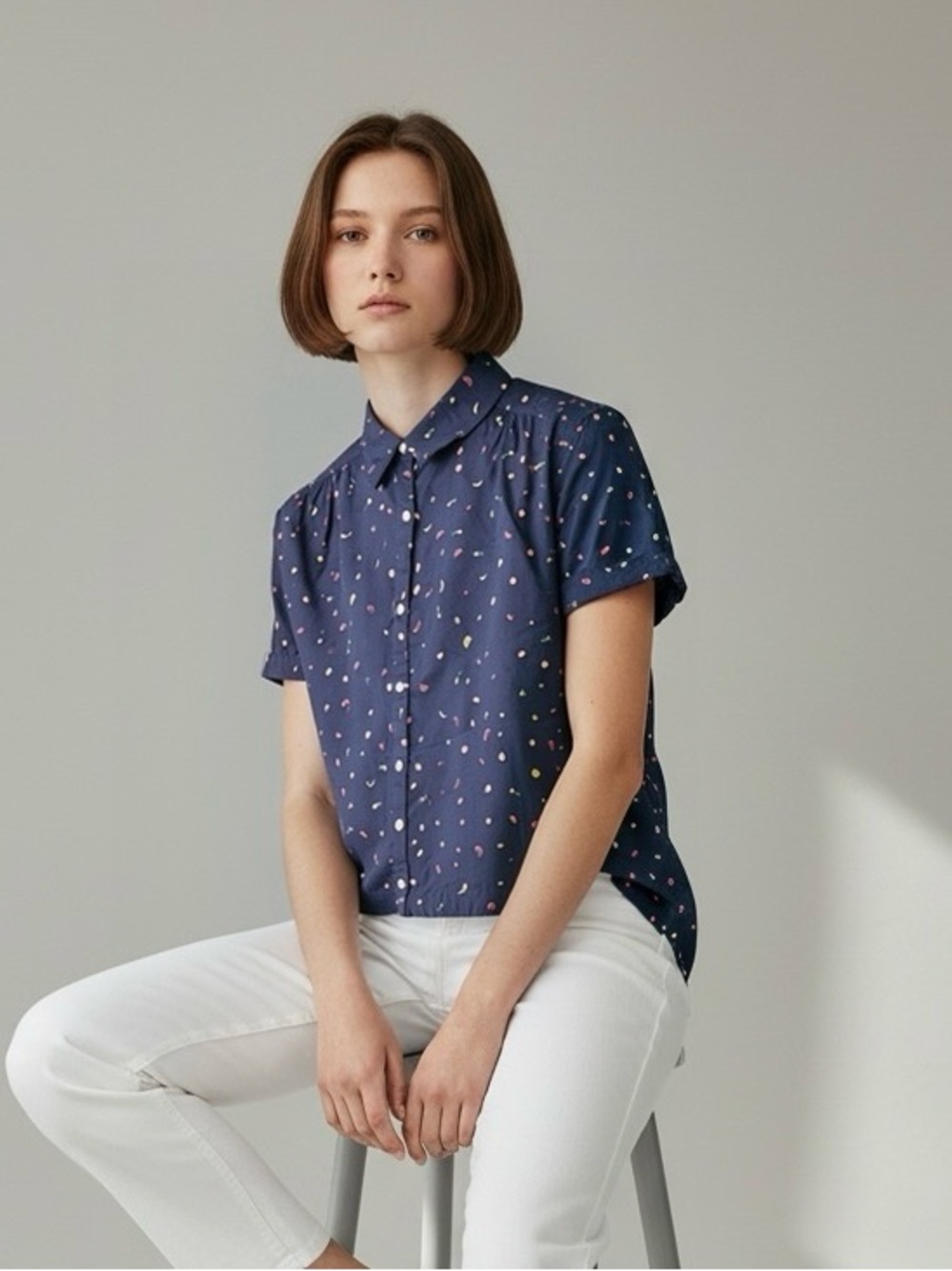 St. John’s Bay Women’s Navy Short-Sleeve Button-Down Shirt Multicolor Fruit Med